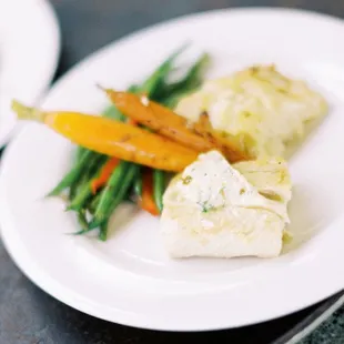 Halibut entree PC: dittophotography