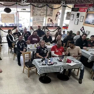 Another full house enjoying delicious German food, beer and fun.