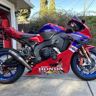 2022 Honda CBR1000RR. All parts and labor by Contra Costa PowerSports. Thank you guys!