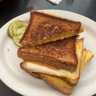 Grilled Cheese Club