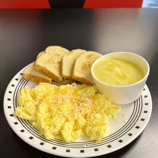 Petite breakfast