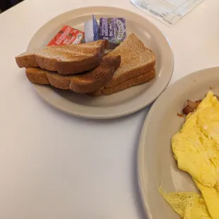 Cook E Jar Bakery & Cafe