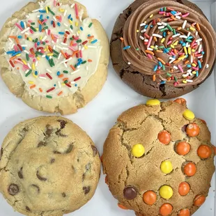  a variety of cookies