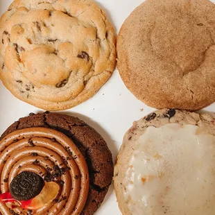 Chocolate chip, snickerdoodle, mud pie and lemon blueberry