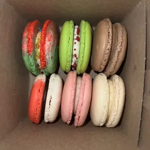 macarons - 6 for $12