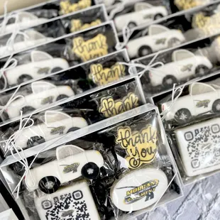 Individually heat sealed and gift boxed for effortless generosity. Custom Logos and QR Code cookies say it all!