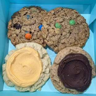 M&amp;M oatmeal with peanut butter, sugar smash and peanut butter and fudge.