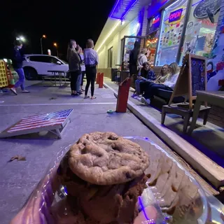 Gromlette Unstuffed Oreo Cookie