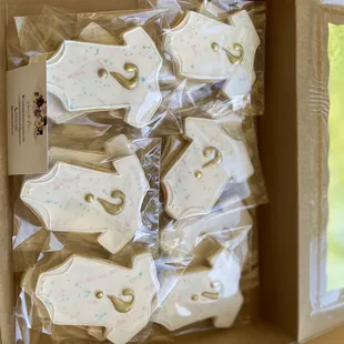 Gender reveal cookies