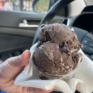 My husband really liked the white lightning which was dark chocolate (choc extreme) with a stripe of mint which was refreshing.