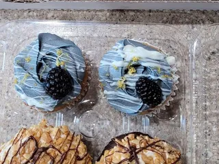 Lavender Jones Macarons