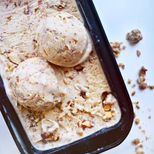 Butter Almond Crunch Ice Cream