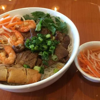 Flame Broiled Pork and Egg Roll with Vermicelli Noodles