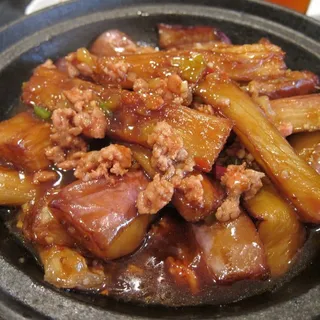 CP8. Braised Eggplant & Minced Pork (Spicy)