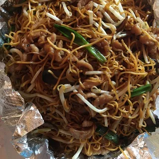 C6. Chow Mein with Boneless Chicken