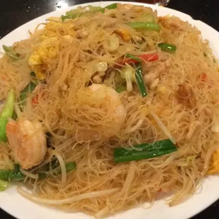 C12. Thai Rice Noodle