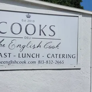 a sign for the cook's