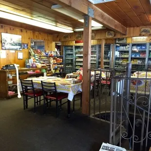 Restaurant/store area