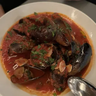 Steamed Bouchot Mussels