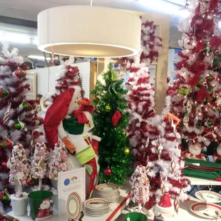 Got the Christmas Spirit need a few more gifts for the big day stop by and check out all vendors new items  weekly!