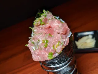 Hon Izakaya & Lounge