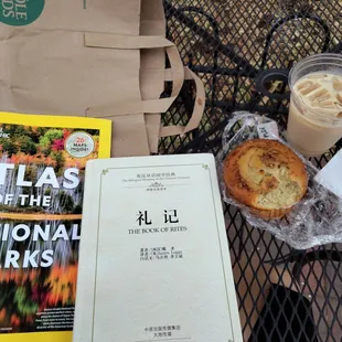 A perfect Sunday is ...An ice coffee and a  muffin from cool beans! Goes perfect with my favorite books .. !!