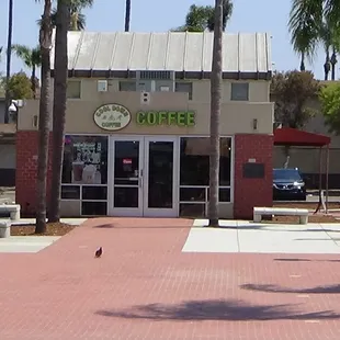 The front of the location they require to wear a mask as you come to the door .