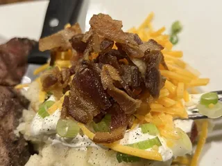 Steak & Anchor Restaurant & Lounge