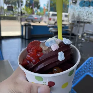 Acai Sorbet Base with Toppings (TikTok: @justandyvu)