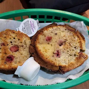 Cranberry muffin.