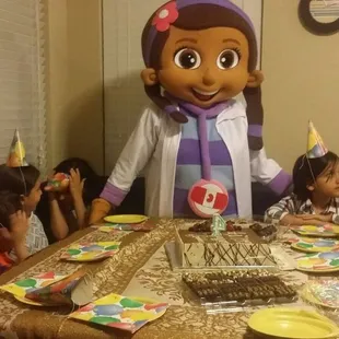 character for children's birthday party-we serve dallas, Fort Worth metroplex.cool party characters(cartoon costumed character)