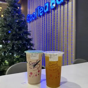 Grass Jelly Roasted Milk Tea and Mango Green Tea