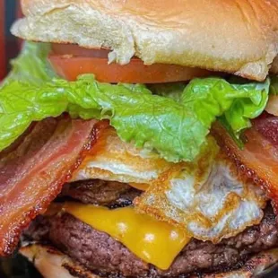a bacon and cheese burger