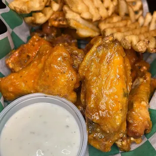 fried chicken wings, poultry, bbq chicken, chicken, chicken wings, food, chicken wings and fried chicken, fried chicken, bbq wings