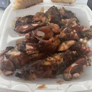 Lb of jerk chicken (spicy sauce)