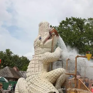 Big gator bucket drop