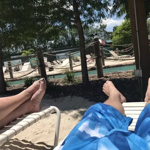 We choose a place on the sand, it was perfect