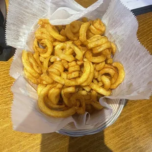 Basket Curly Fries