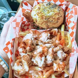 World&apos;s best slider and tendie fry basket