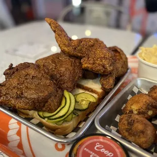 food, poultry, bbq wings, chicken wings and fried chicken, chicken wings, fried chicken wings, chicken, bbq chicken, fried chicken