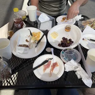 Crowded table- no room