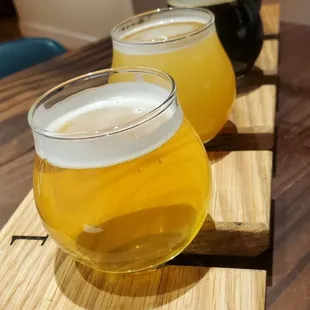 flight of samples pours