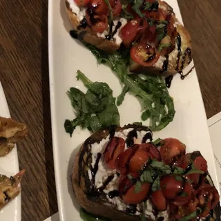 Classic Tomato Bruschetta