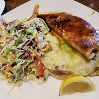 Lunch Soy Ginger Atlantic Salmon*