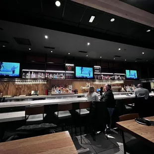 Not a lot of TVs in the bar area, but they are  positioned &amp; spaced well.