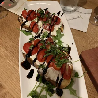 Classic Tomato Bruschetta