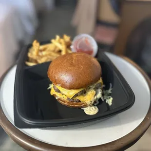 The Leonard Burger
