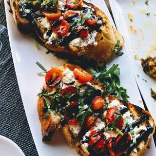 Classic Tomato Bruschetta