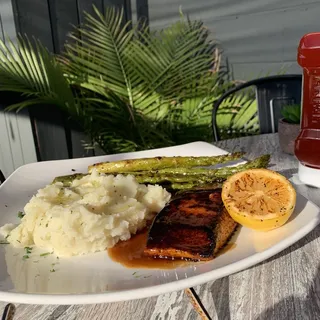 Bourbon Salmon
