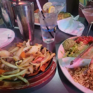 Steak fajitas, Copa Pink Lemonade